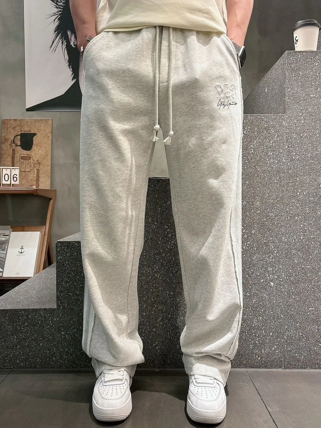 Men's Trousers Y-3 17810709
