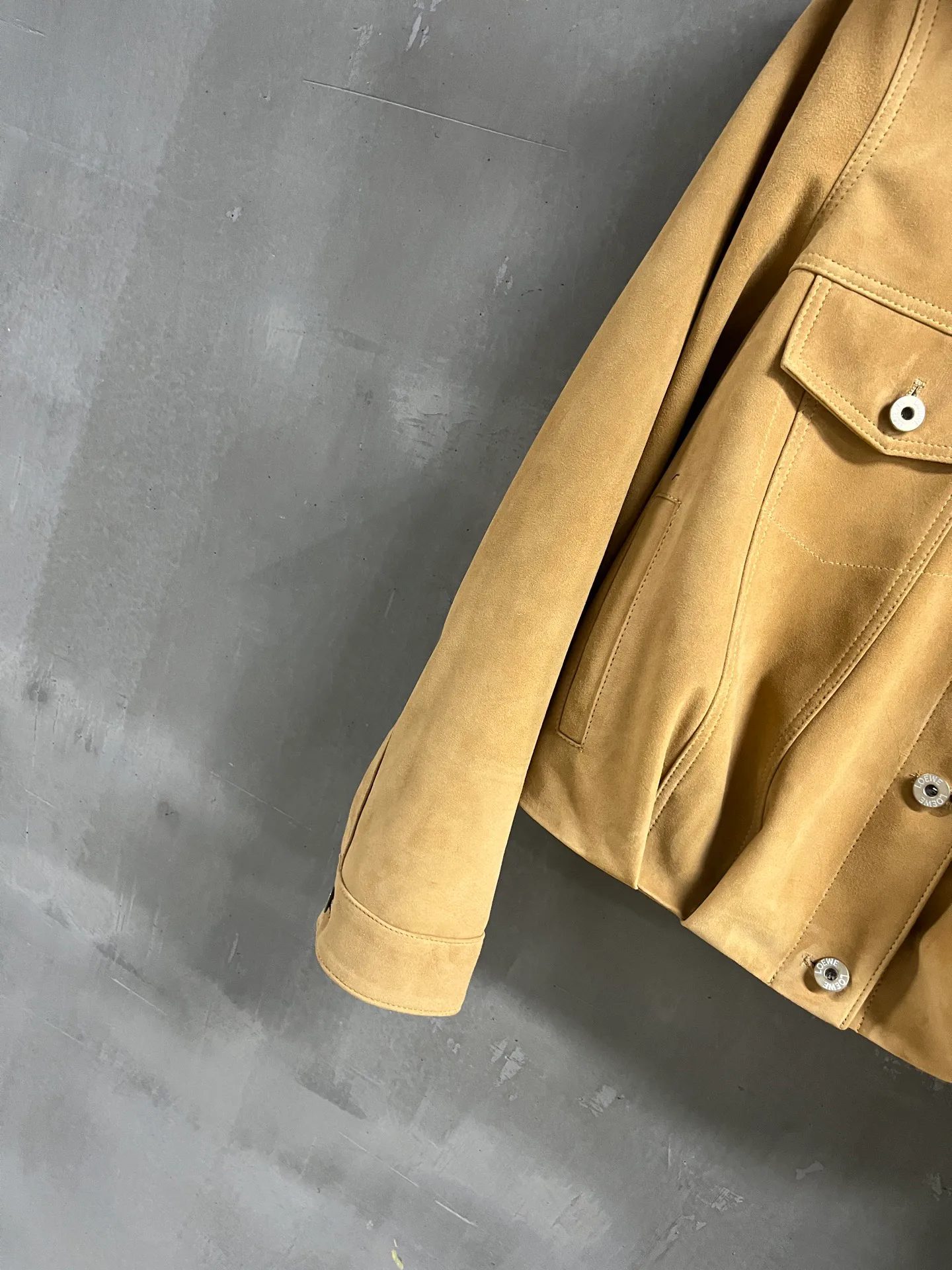 Women's Leather Jackets And Sheepskin Coats LOEWE 18172898