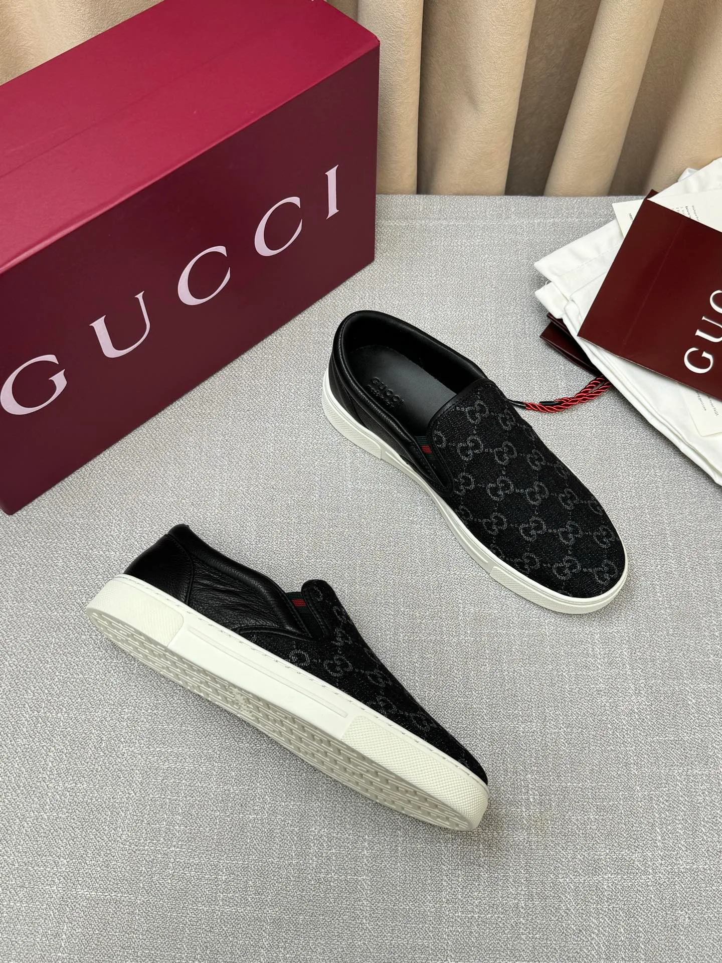Men's Sneakers GUCCI 17620470
