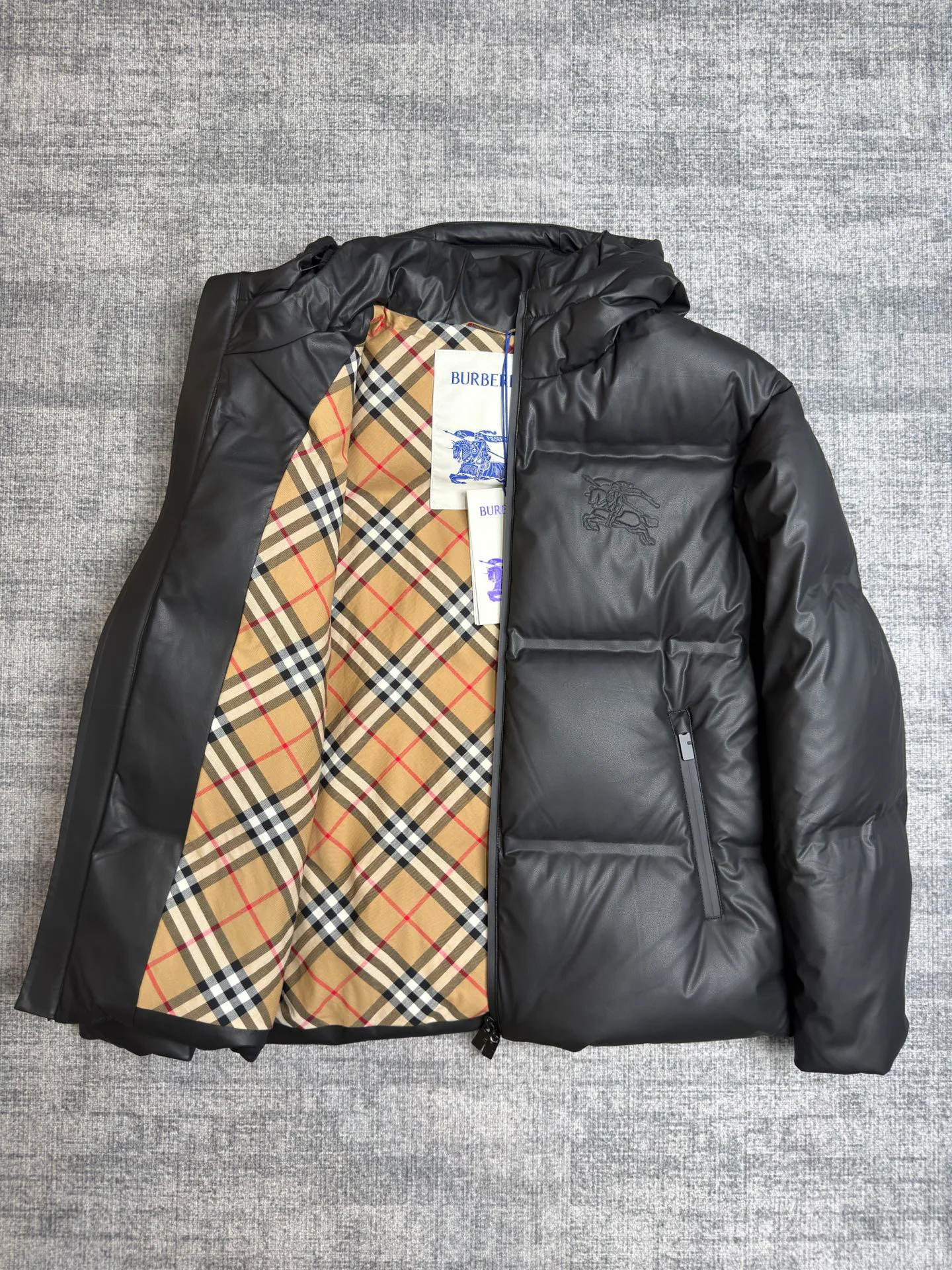 Women's Jackets And Down Jackets BURBERRY 17915382