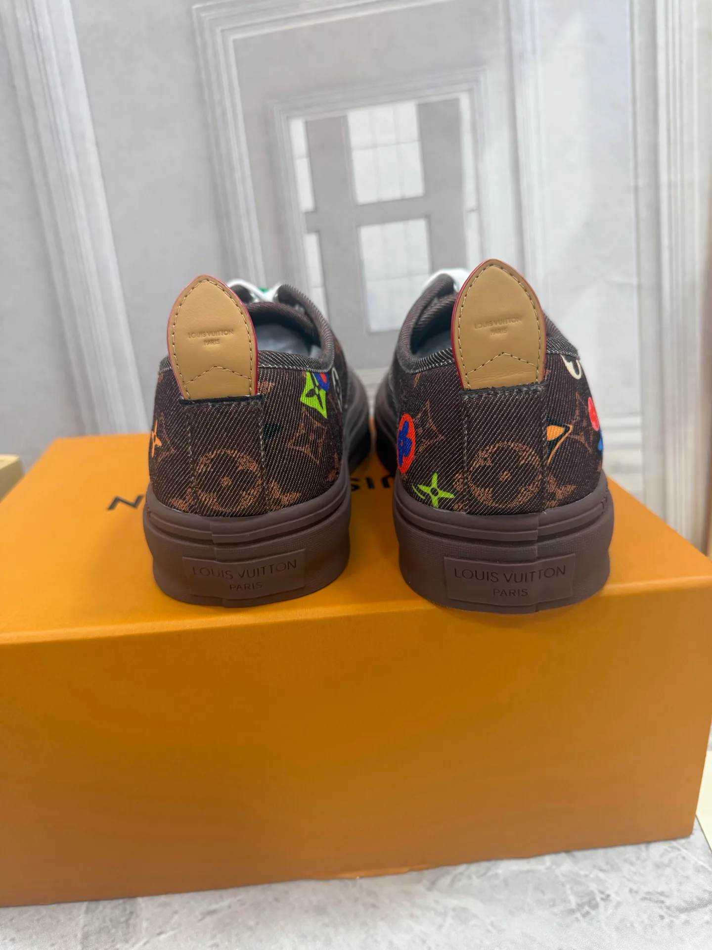 Men's Sneakers LOUIS VUITTON 18190070