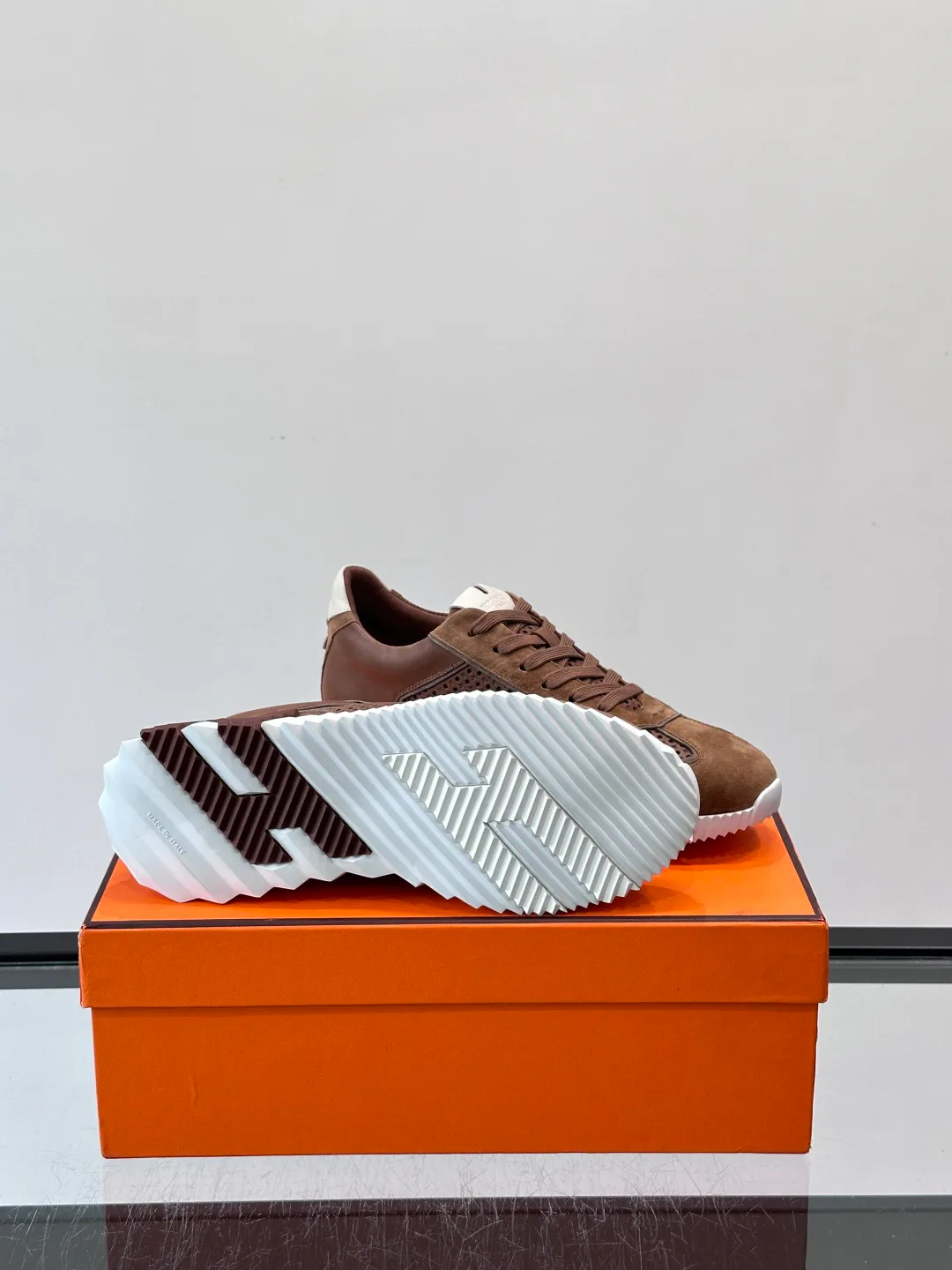 Women's Sneakers HERMES 18118571