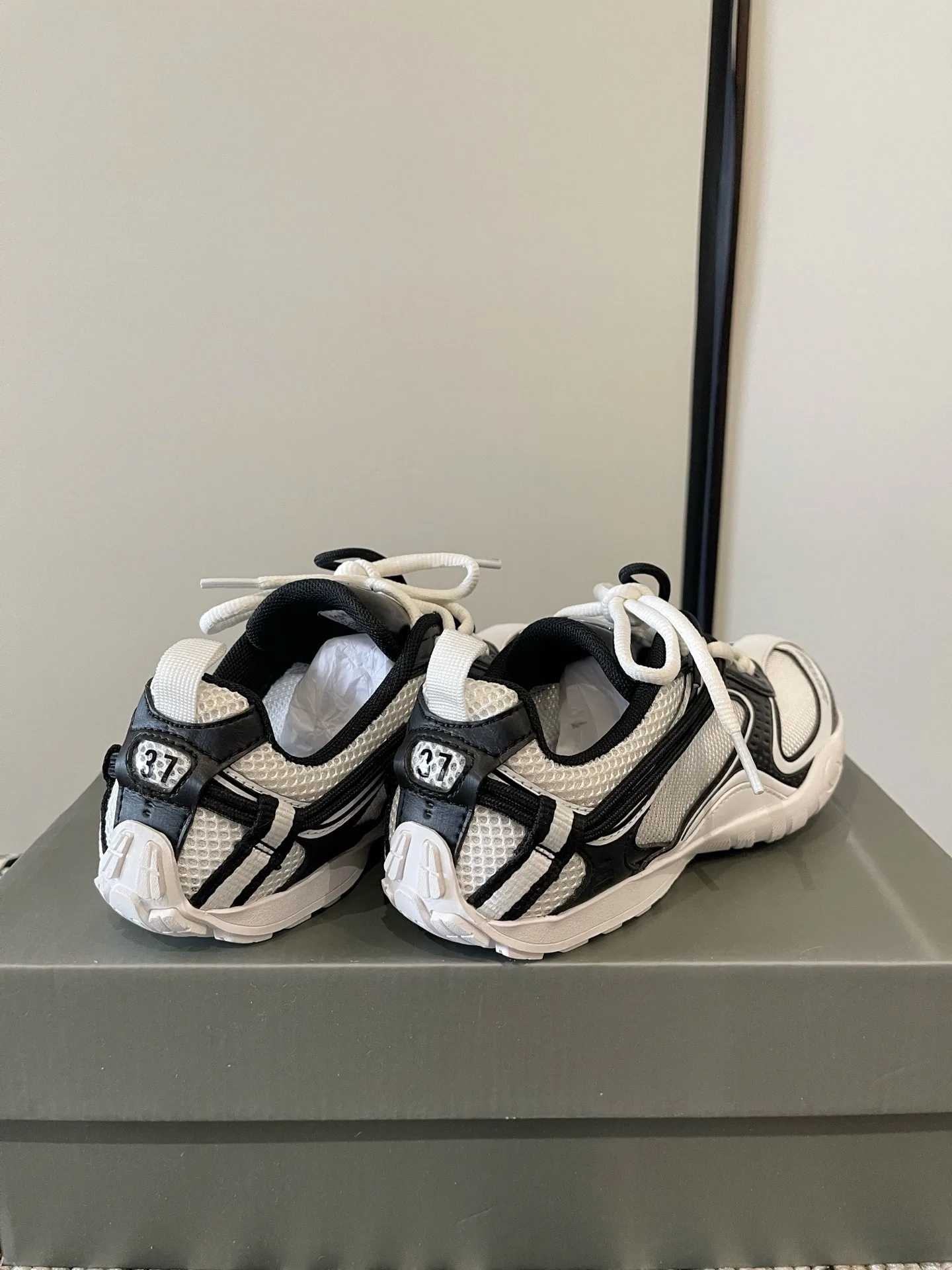 Women's Sneakers BALENCIAGA 18386309