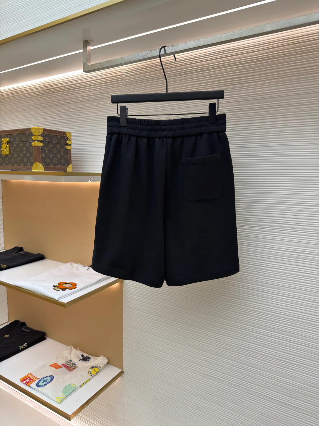 Men's Shorts FENDI 17480583