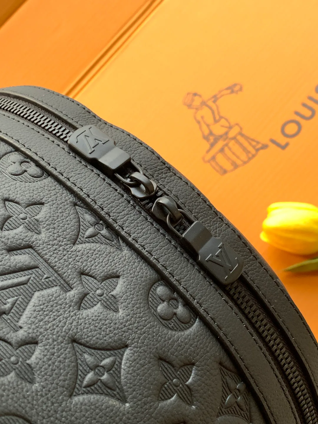 Women's Backpacks LOUIS VUITTON 18520957