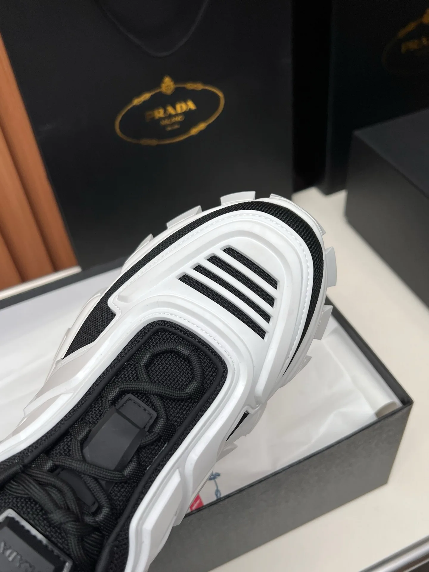 Women's Sneakers PRADA 17955143