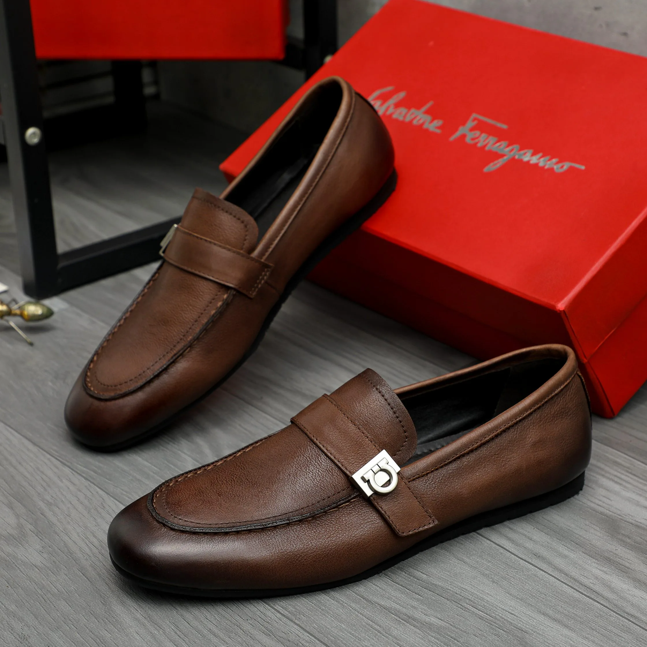 Men's Loafers And Dress Shoes SALVATORE FERRAGAMO 19559269