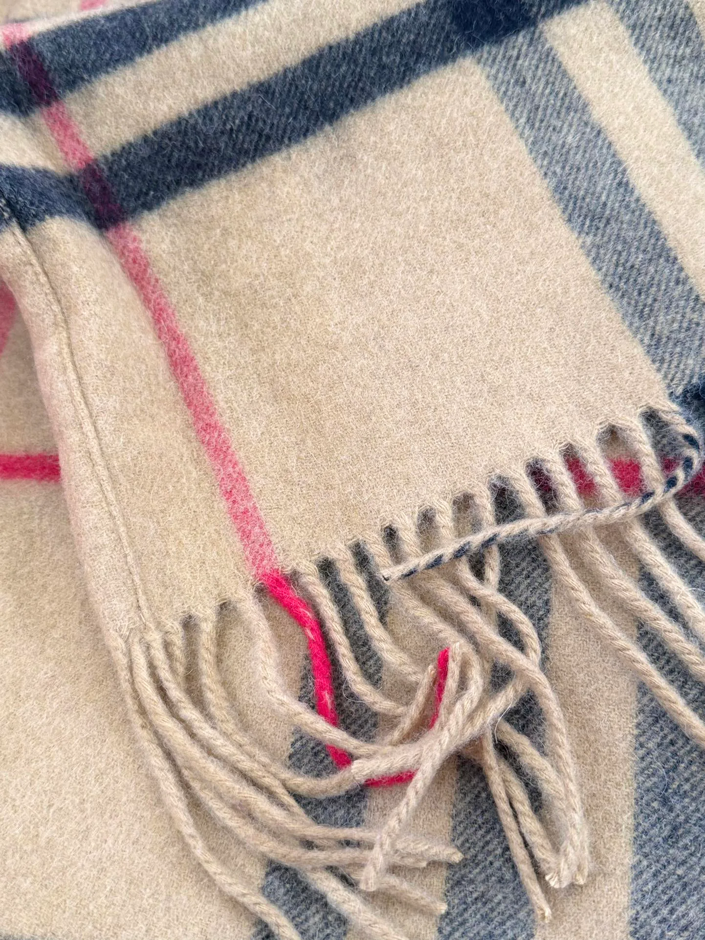 Scarves BURBERRY 18287614