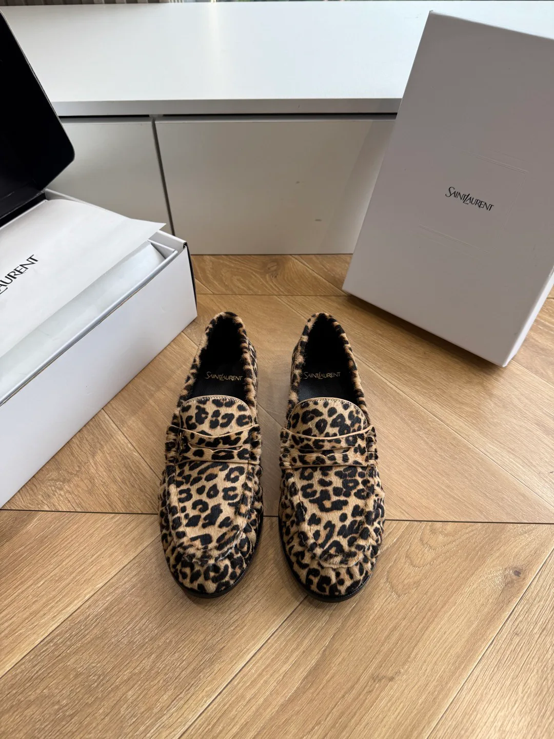 Men's Loafers And Dress Shoes SAINT LAURENT 17781560