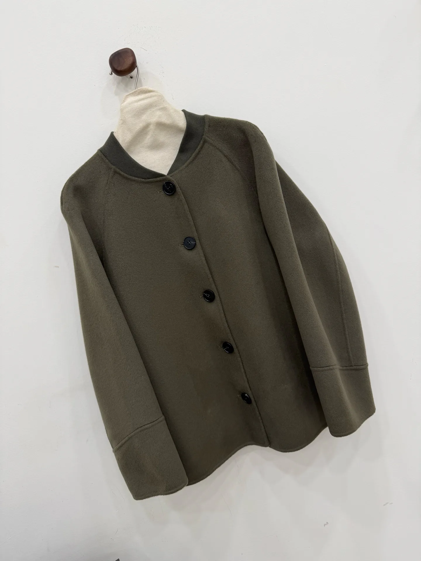 Women's Jumpers And Sweaters LORO PIANA 18128202