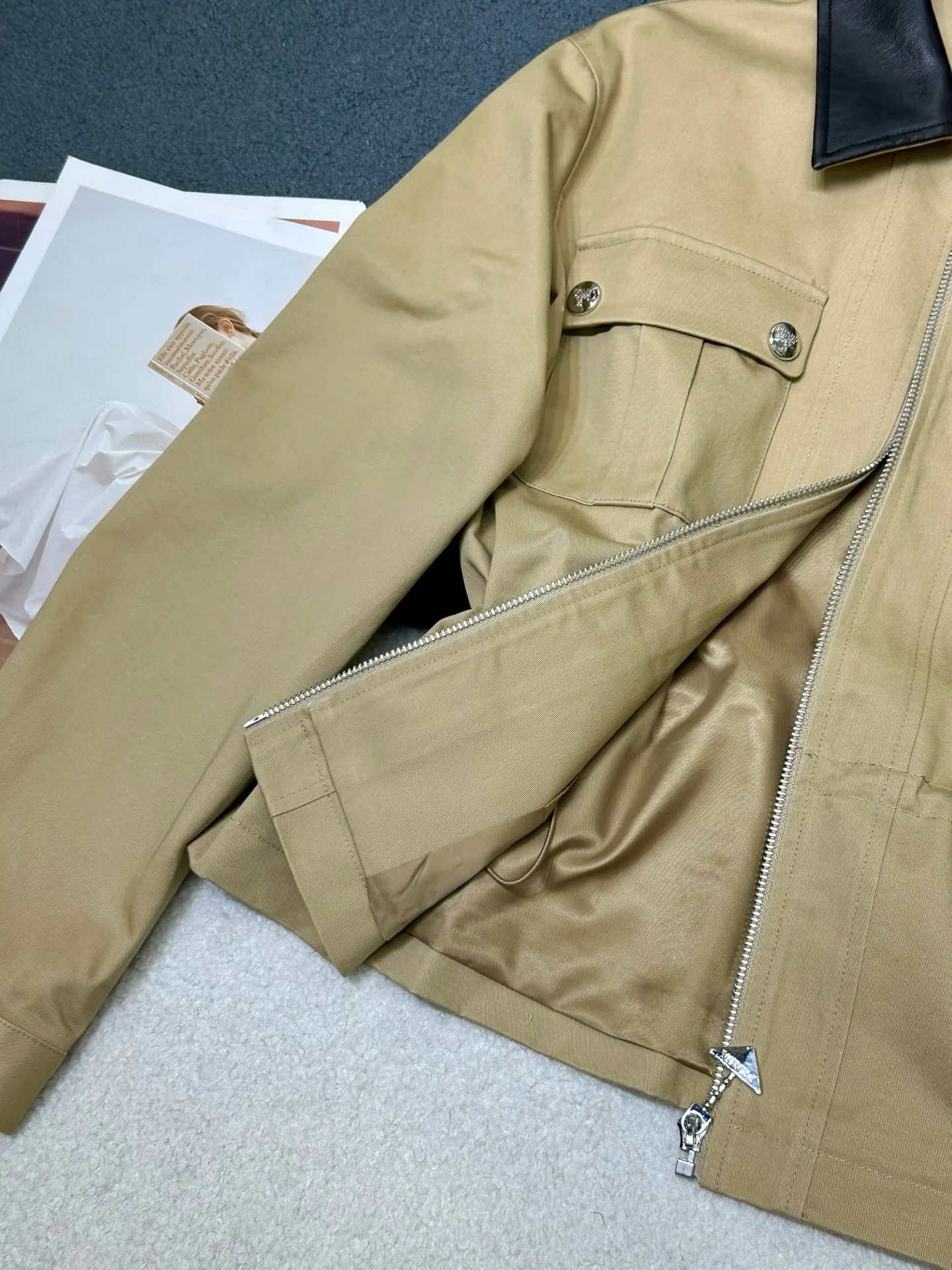 Women's Jackets And Down Jackets PRADA 18331680