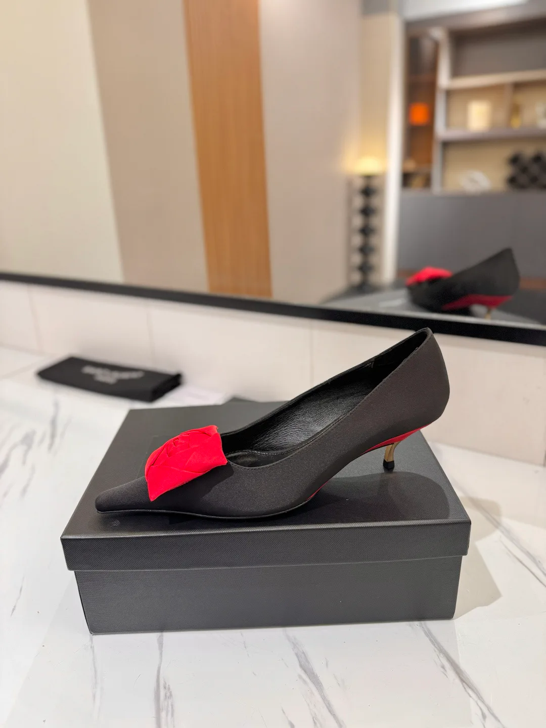 Women's Heels SAINT LAURENT 18322936
