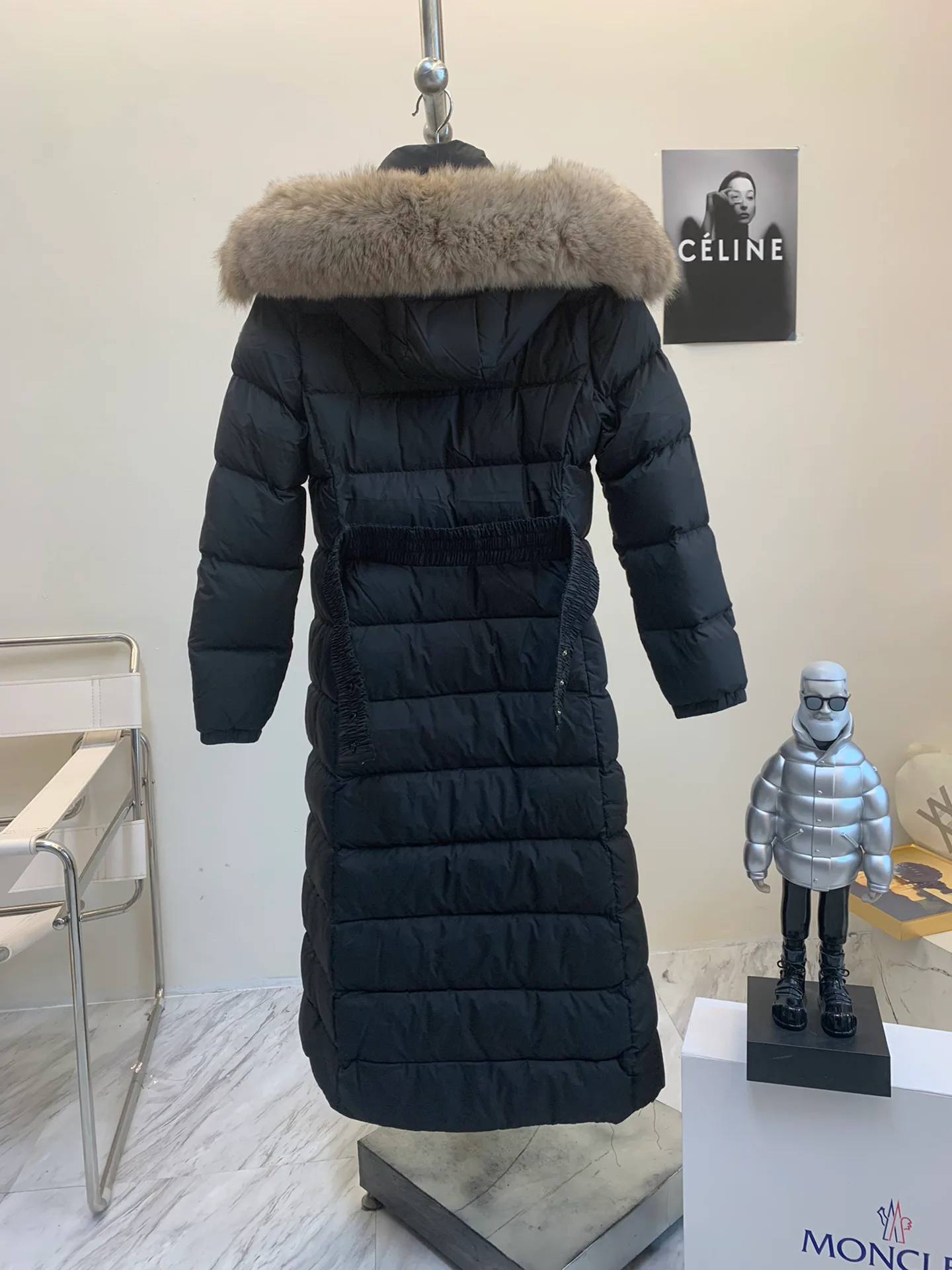 Women's Jackets And Down Jackets MONCLER 18130006