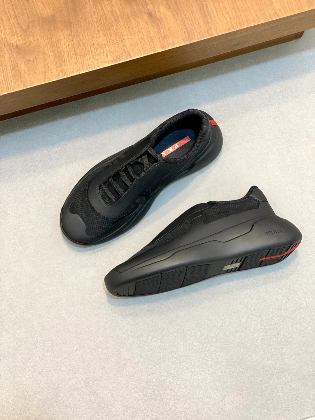 Women's Sneakers PRADA 17227950