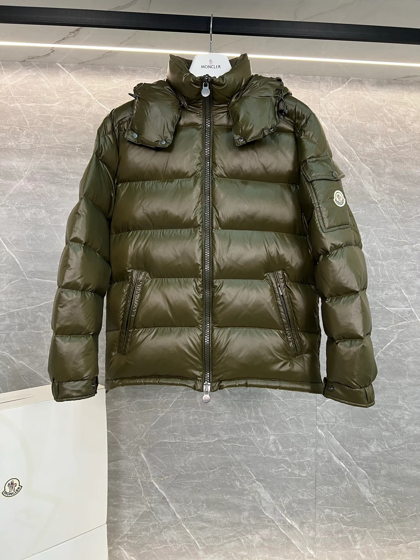 Men's Jackets And Down Jackets MONCLER 18111315