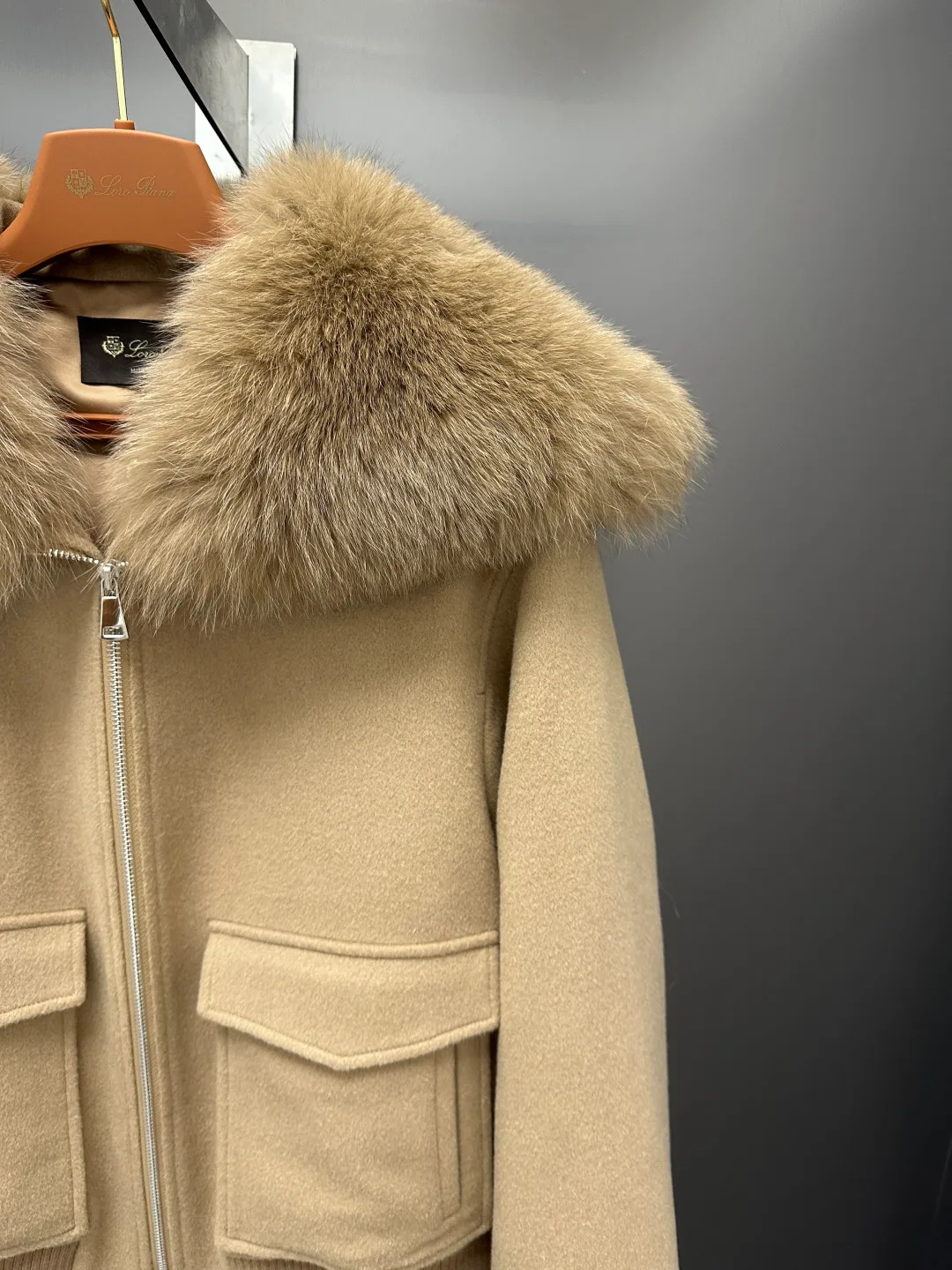 Women's Jackets And Down Jackets LORO PIANA 18226699