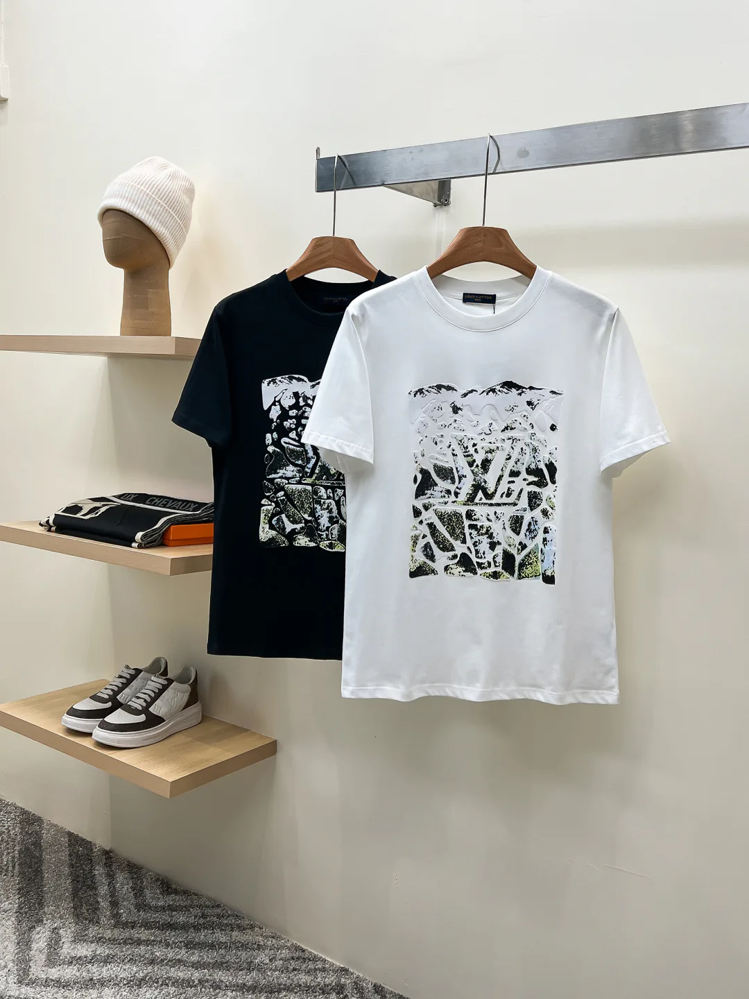 Men's T-Shirts LOUIS VUITTON 18499282