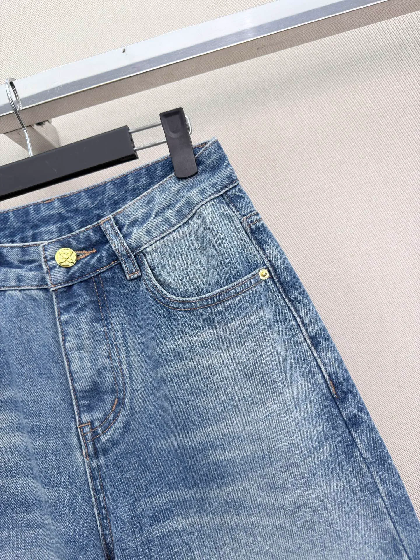 Women's Jeans LOUIS VUITTON 18501860