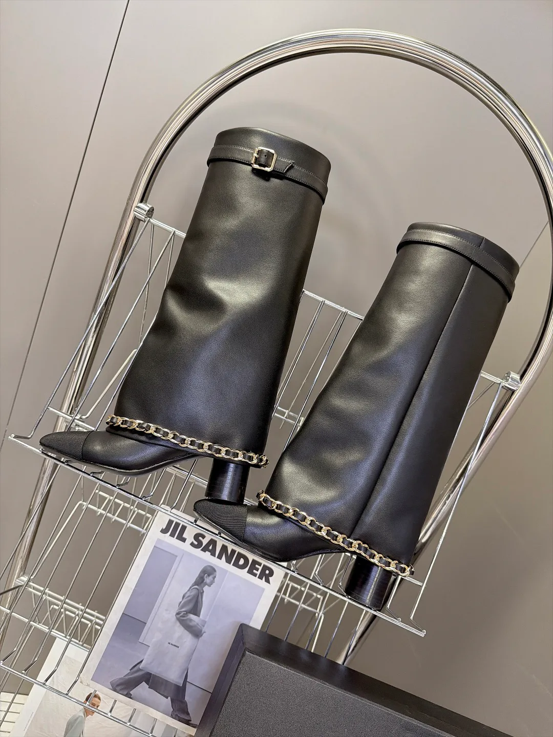 Women's Boots CHANEL 18260160