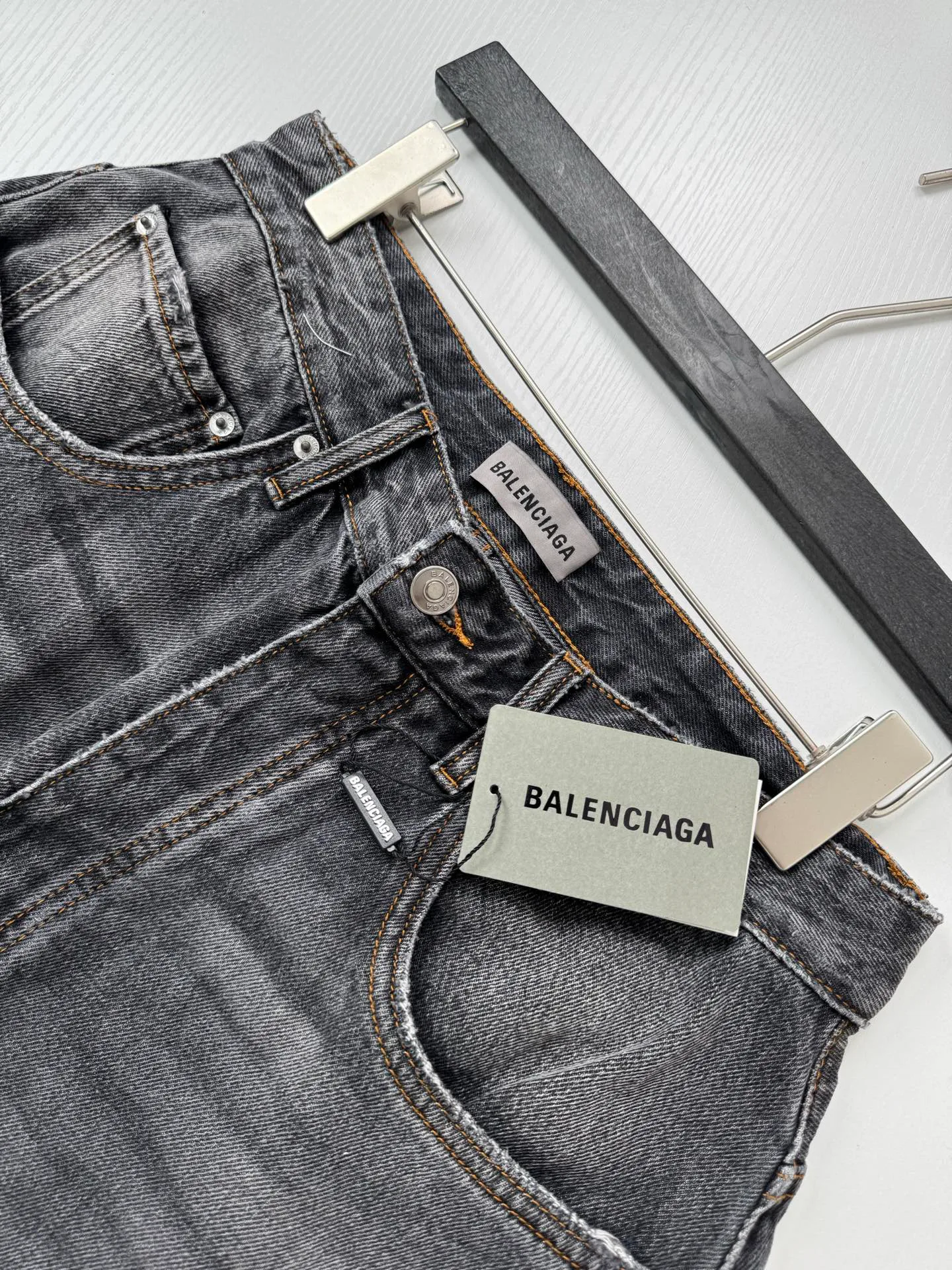 Men's Jeans BALENCIAGA 17585908