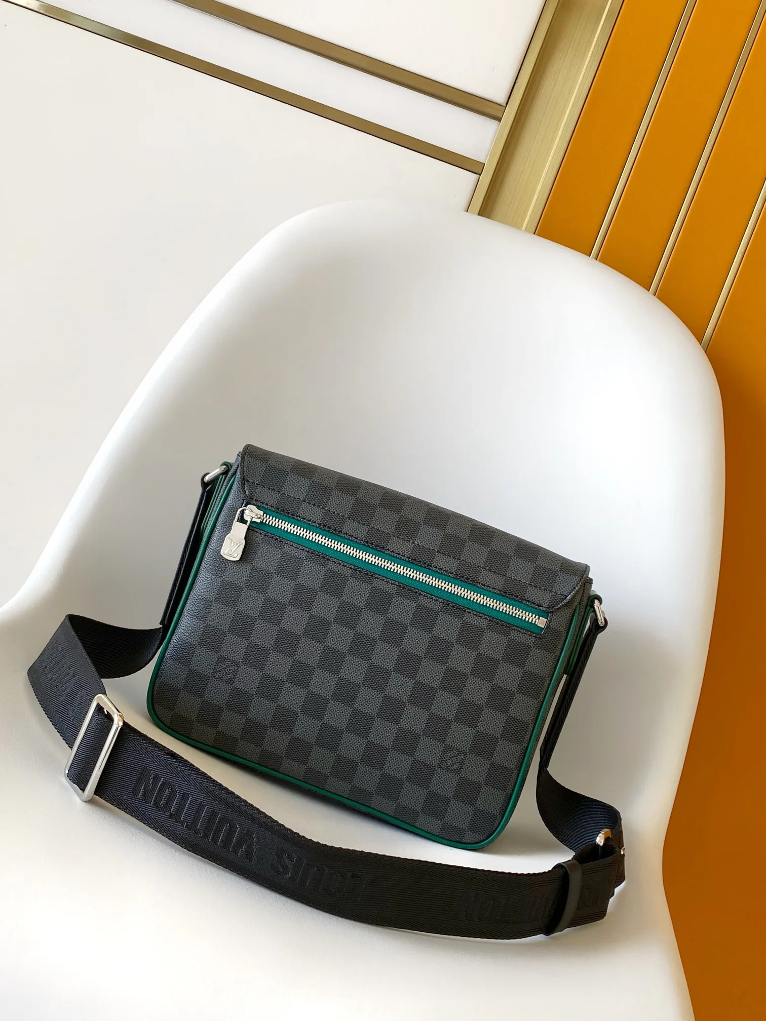 Women's Shoulder Bags LOUIS VUITTON 16993995
