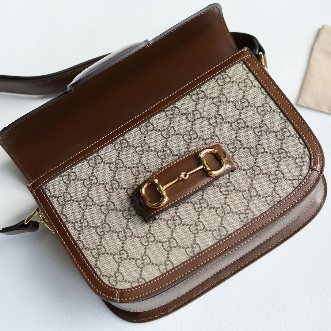 Women's Classic Handbags GUCCI 17947542
