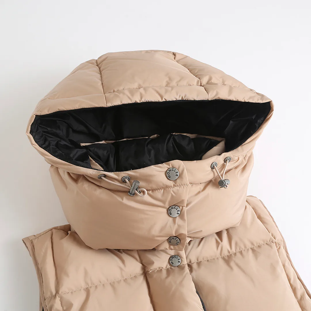 Women's Vests MONCLER 18265683