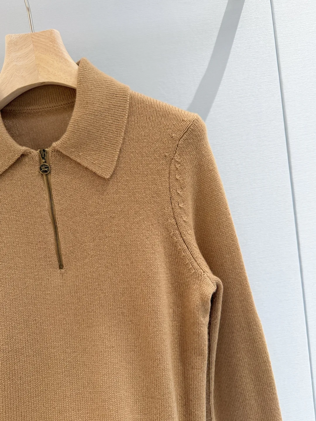 Women's Jumpers And Sweaters BURBERRY 18049830