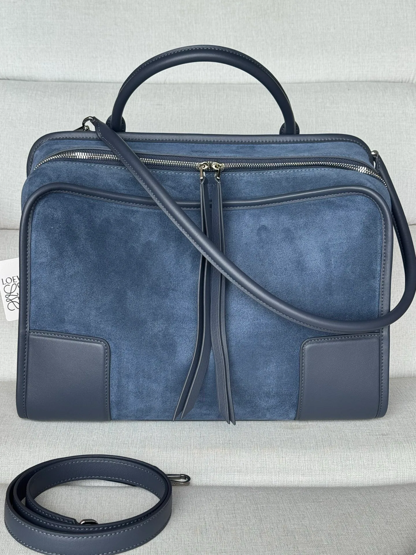 Women's Classic Handbags LOEWE 18482786