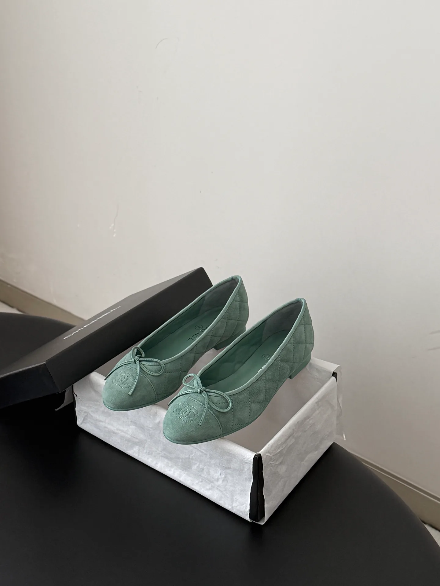 Women's Ballet Flats CHANEL 18083678