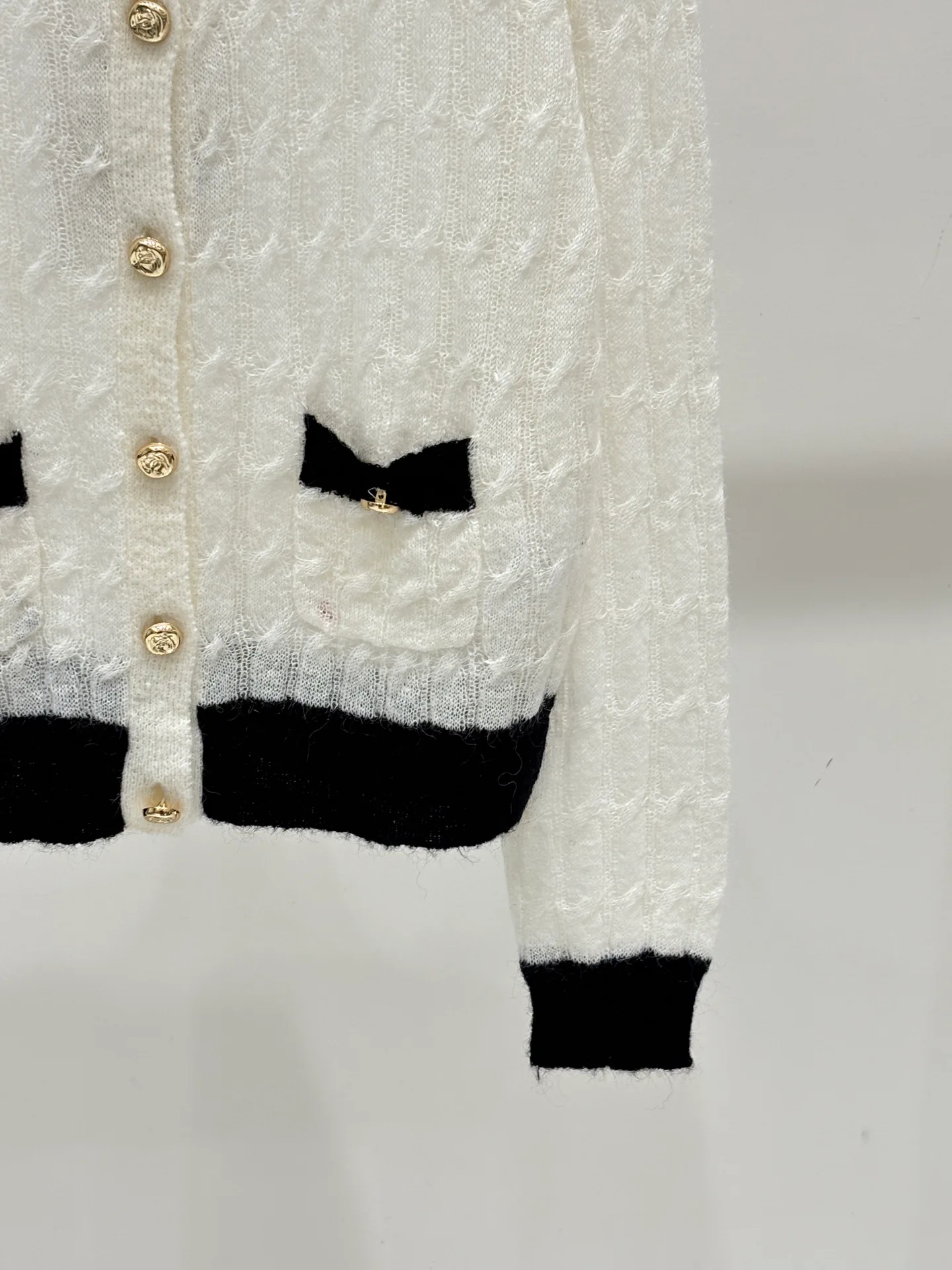 Women's Jumpers And Sweaters CHANEL 18138680