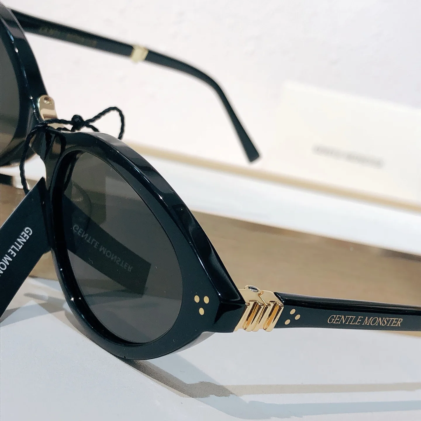 Glasses GENTLE MONSTER 18060270