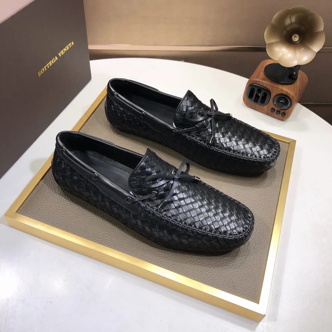 Men's Loafers And Dress Shoes BOTTEGA VENETA 18262245