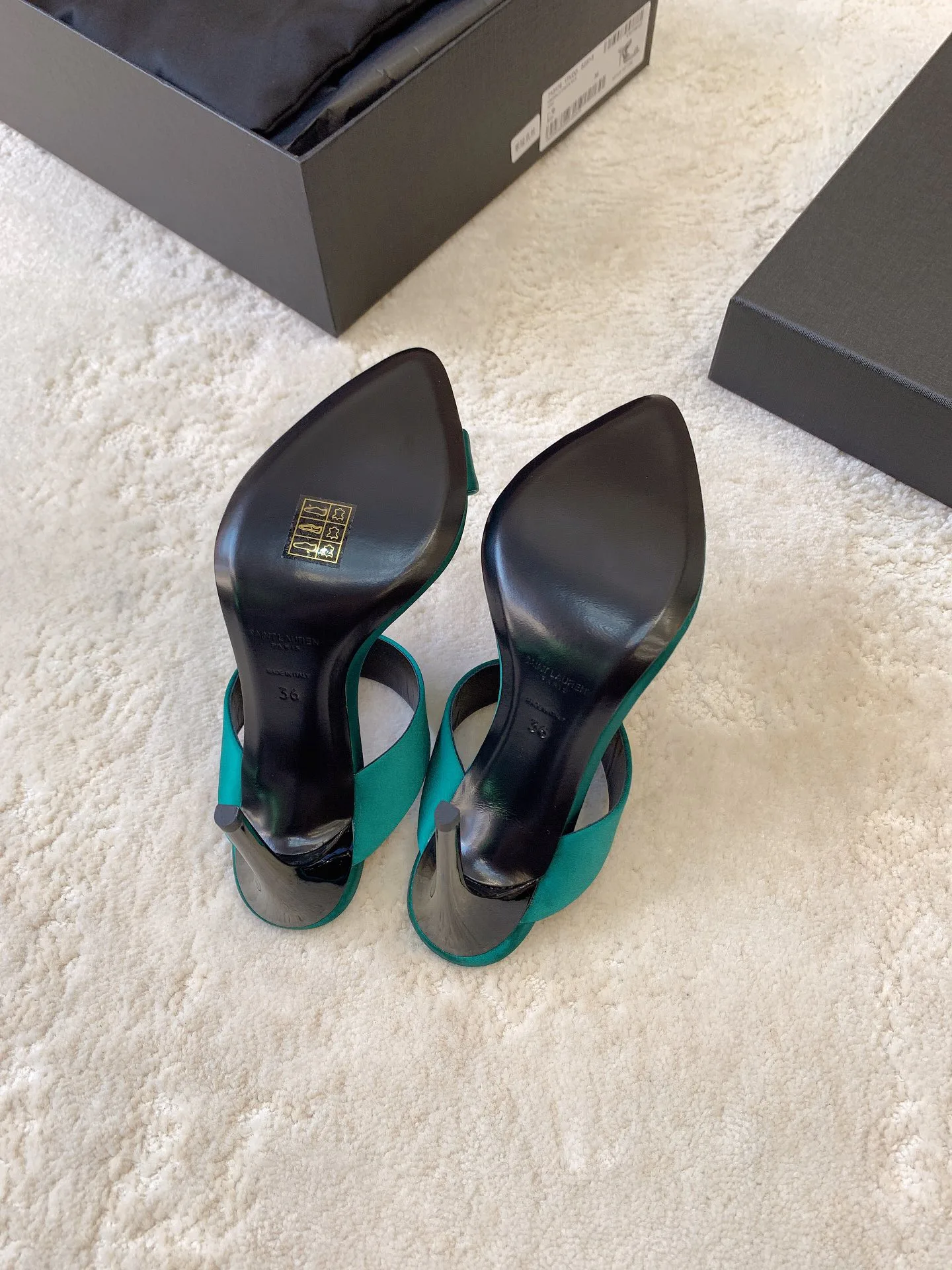 Women's Open-Toe Sandals SAINT LAURENT 17184610