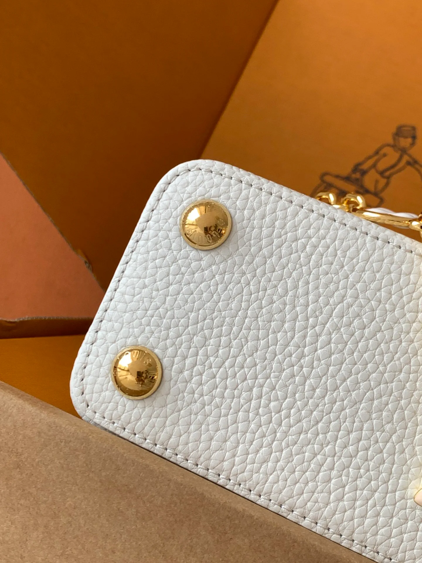 Women's Classic Handbags LOUIS VUITTON 18520993