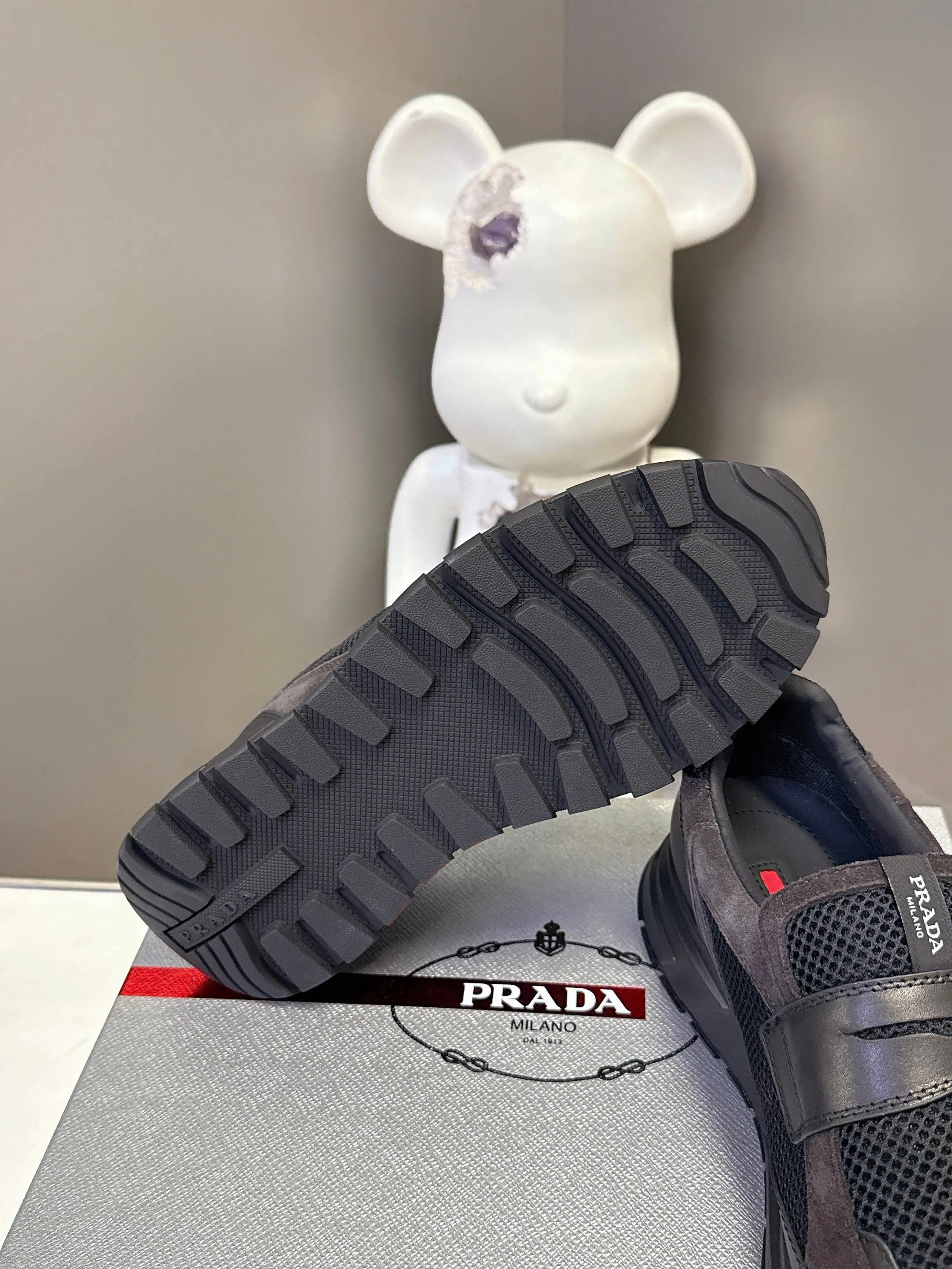 Women's Sneakers PRADA 17803497