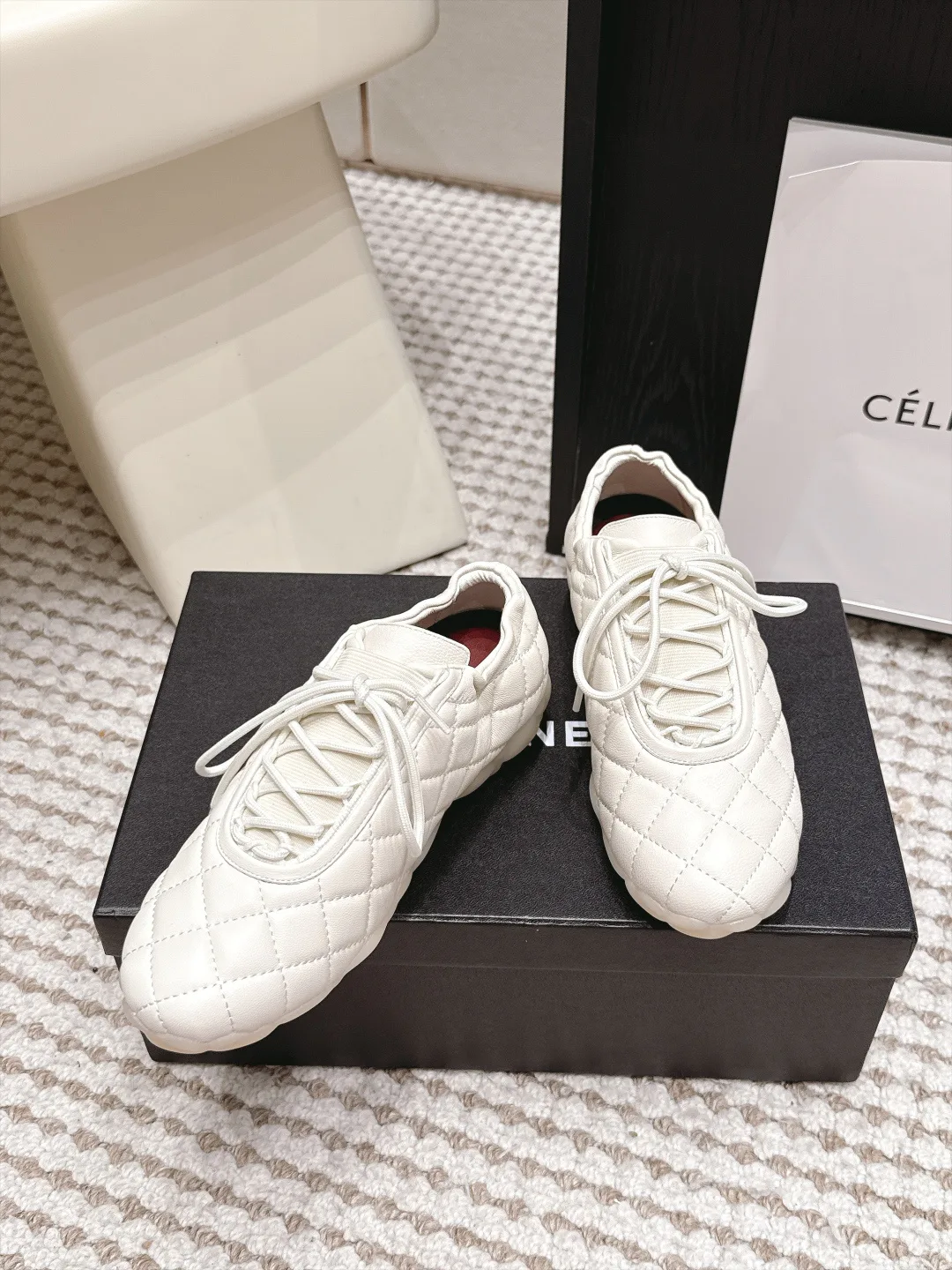 Women's Sneakers CHANEL 18034930
