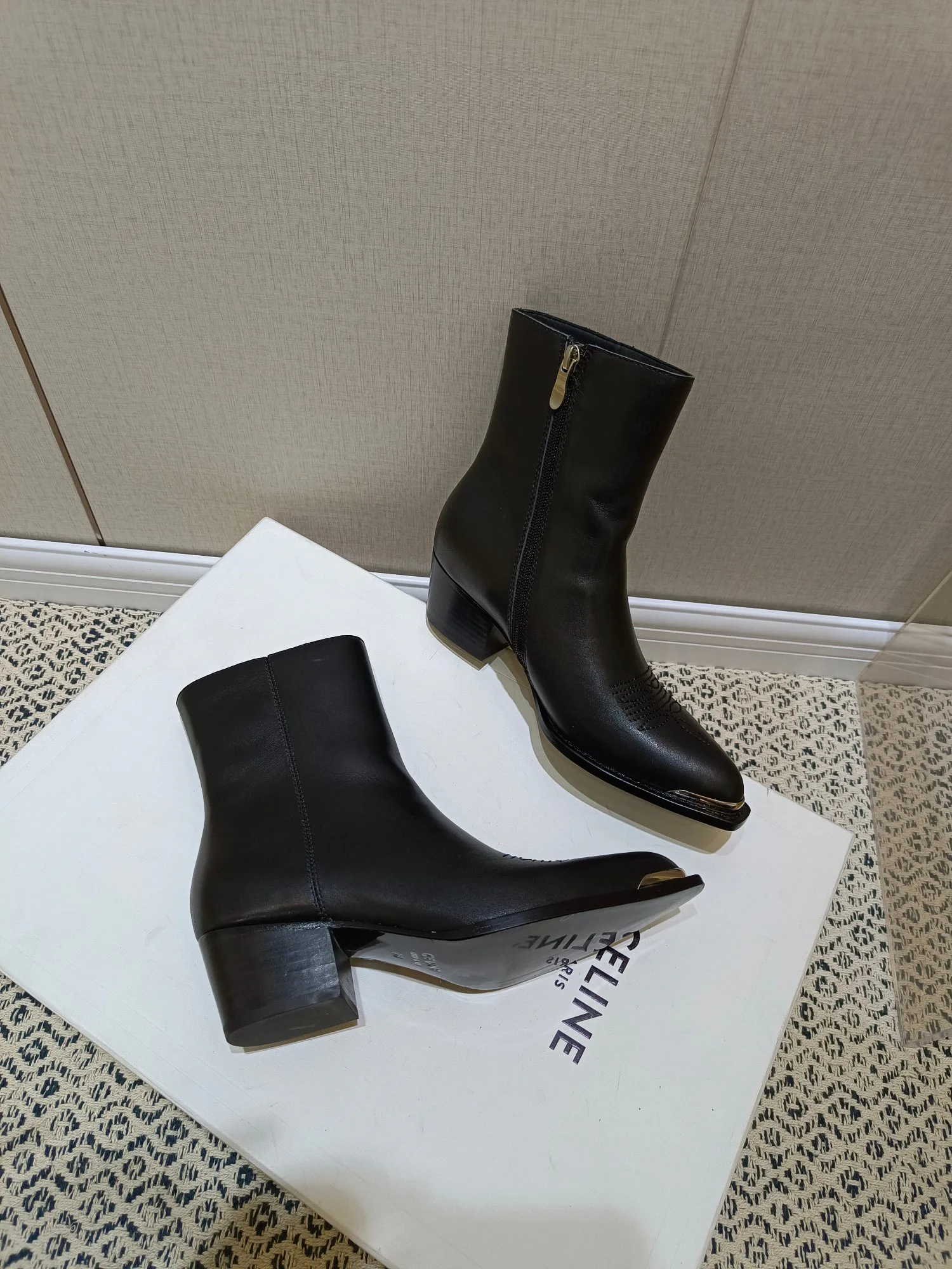Women's Booties CELINE 17997785