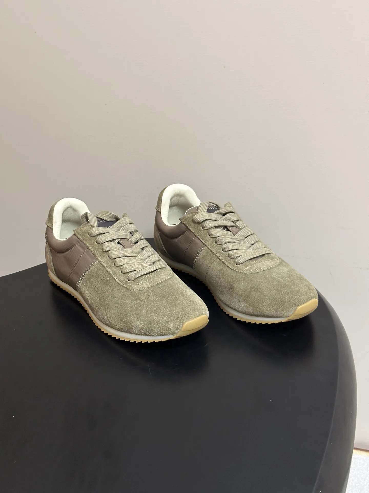 Women's Sneakers LORO PIANA 17338380