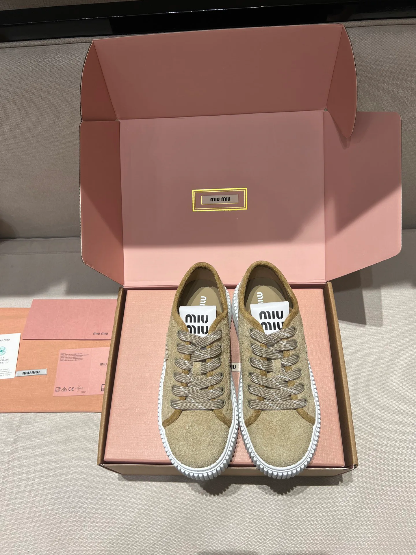 Women's Sneakers MIU MIU 18020239