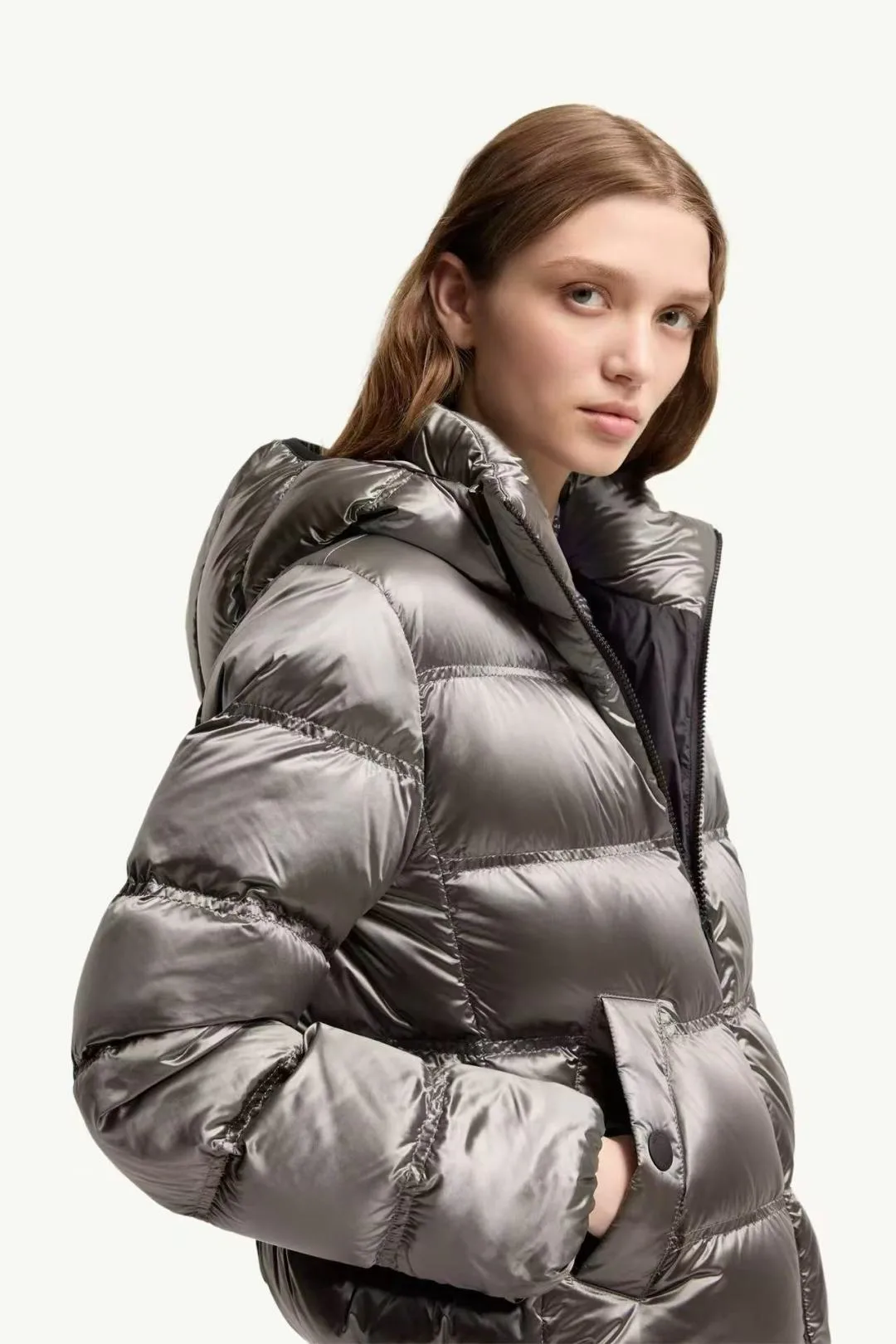 Women's Jackets And Down Jackets MONCLER 18016181