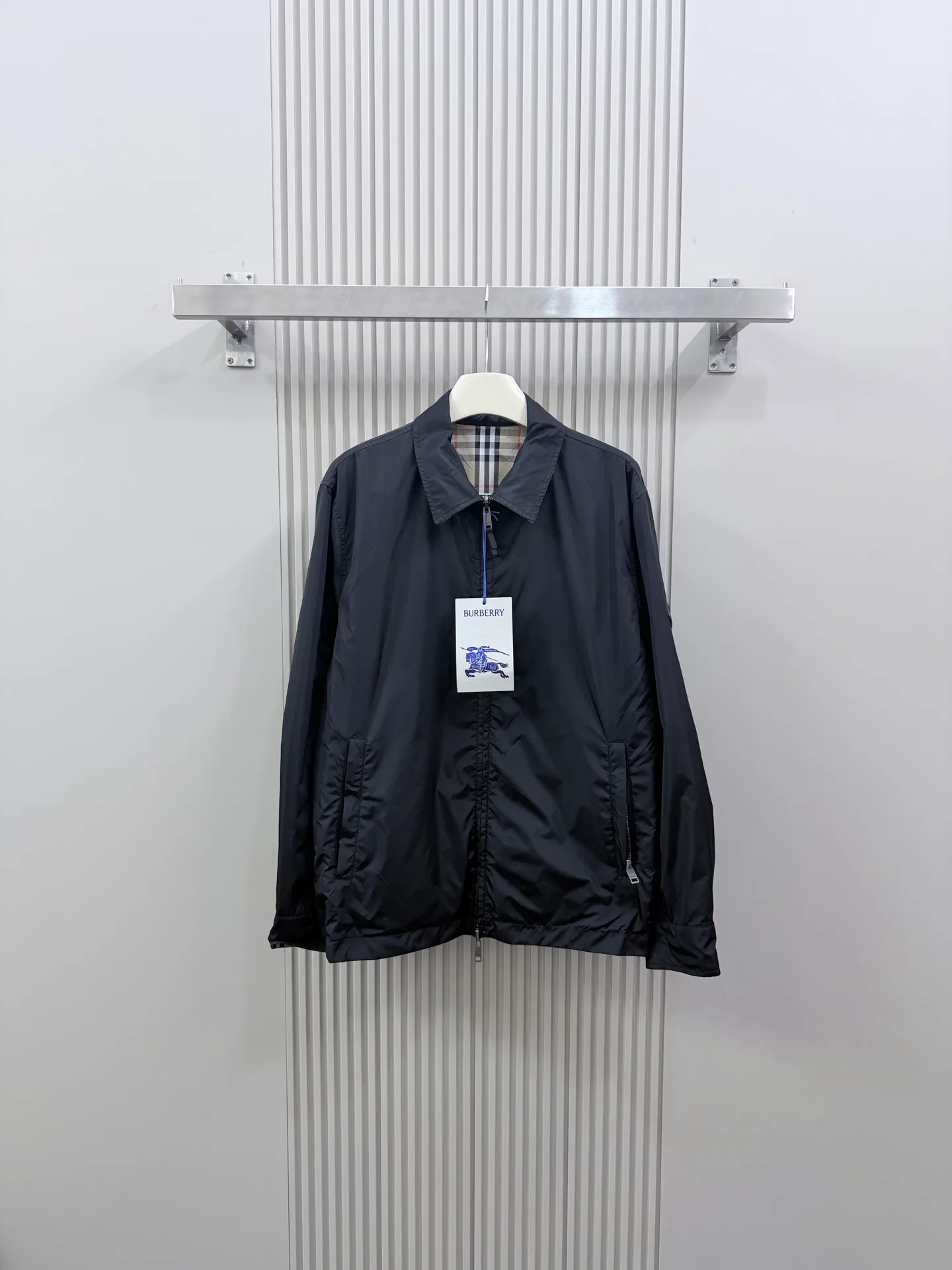 Men's Jackets And Down Jackets BURBERRY 18073945