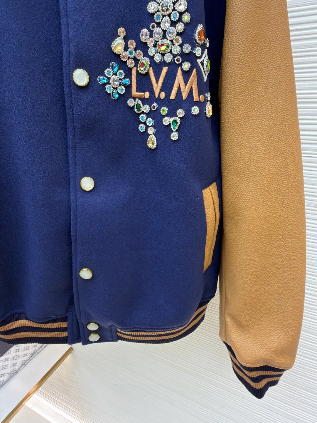Men's Jackets And Down Jackets LOUIS VUITTON 18260602
