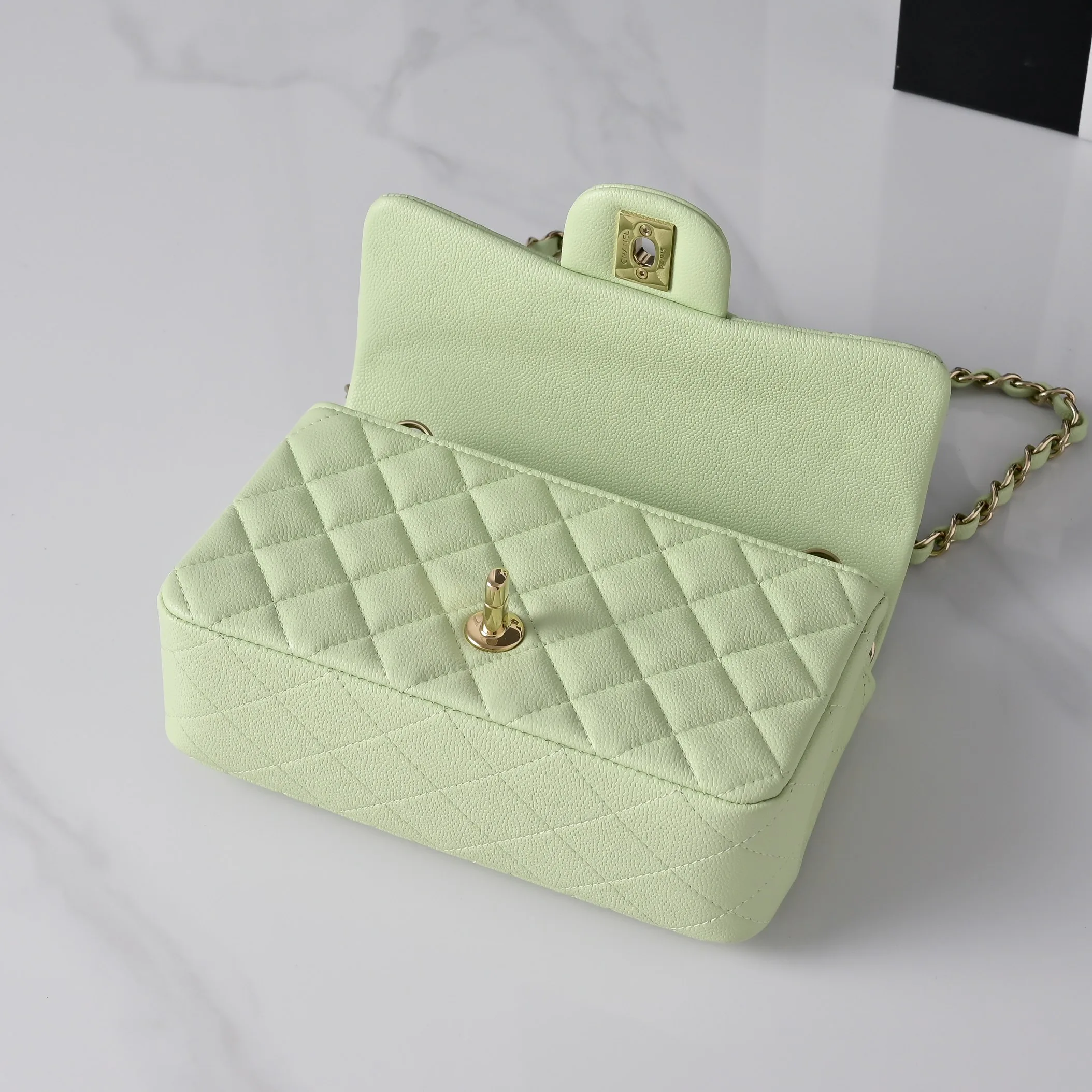 Women's Classic Handbags CHANEL 18147802