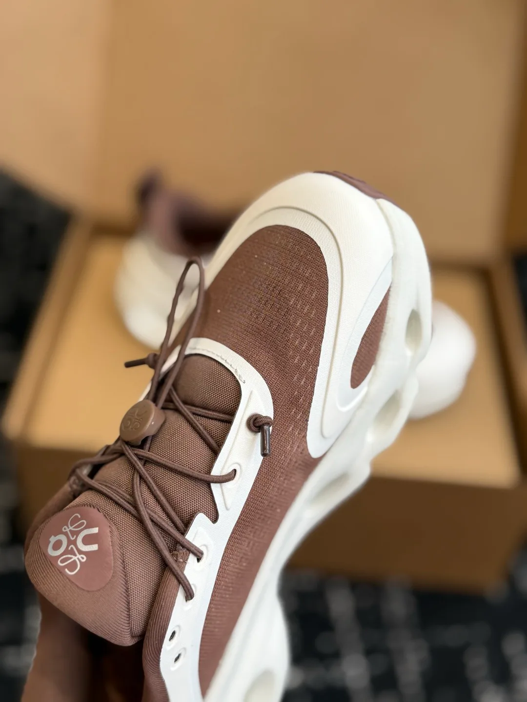 Women's Sneakers LOEWE 18139551