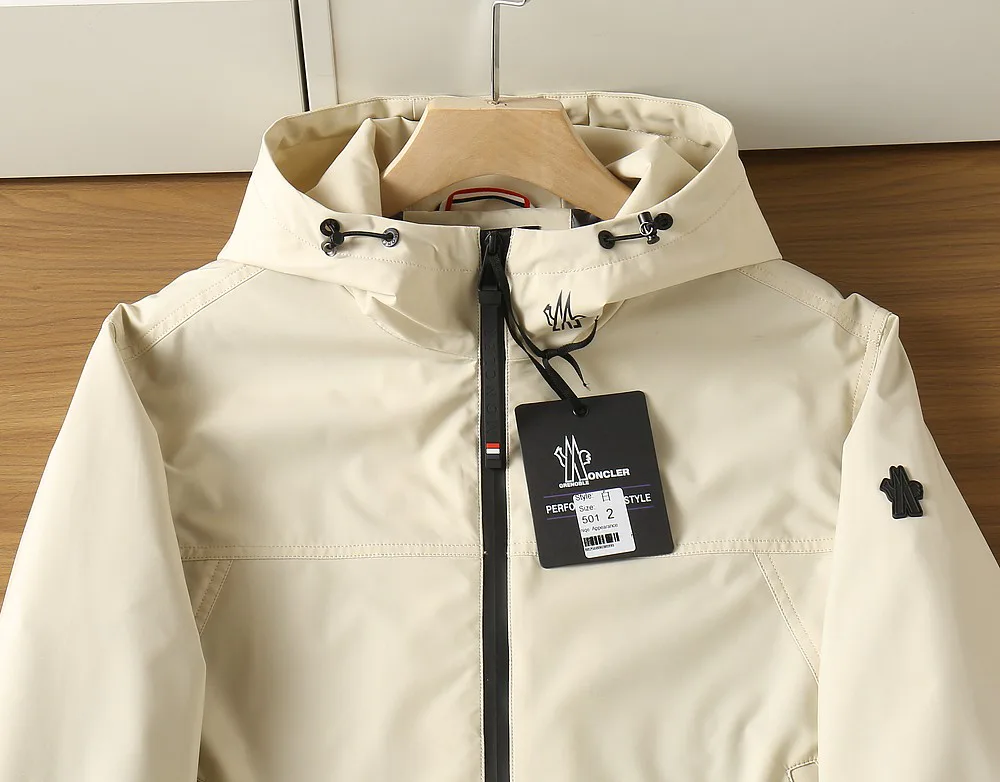 Men's Jackets And Down Jackets MONCLER 17410568