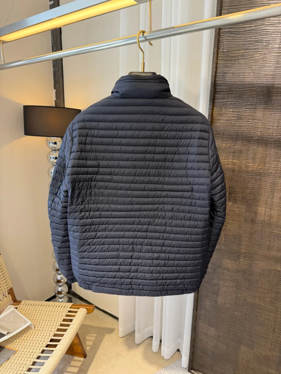 Women's Jackets And Down Jackets MONCLER 18470640