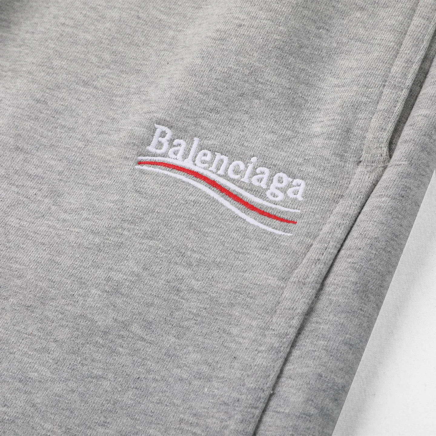 Men's Shorts BALENCIAGA 18190737