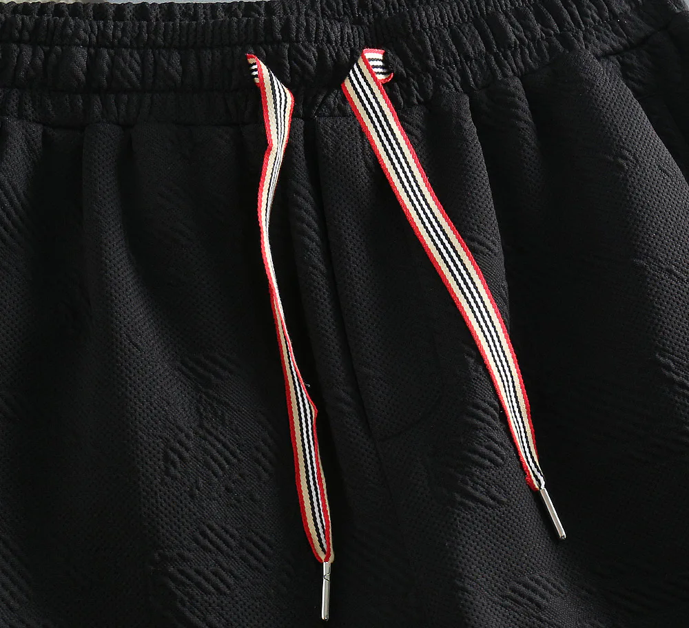 Men's Shorts BURBERRY 18000504