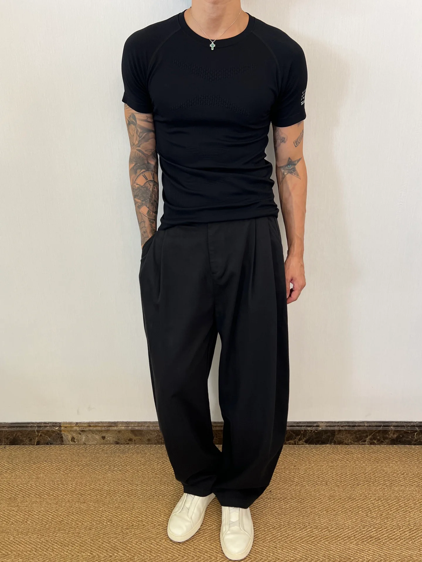 Men's Trousers MAISON MARGIELA 18343256
